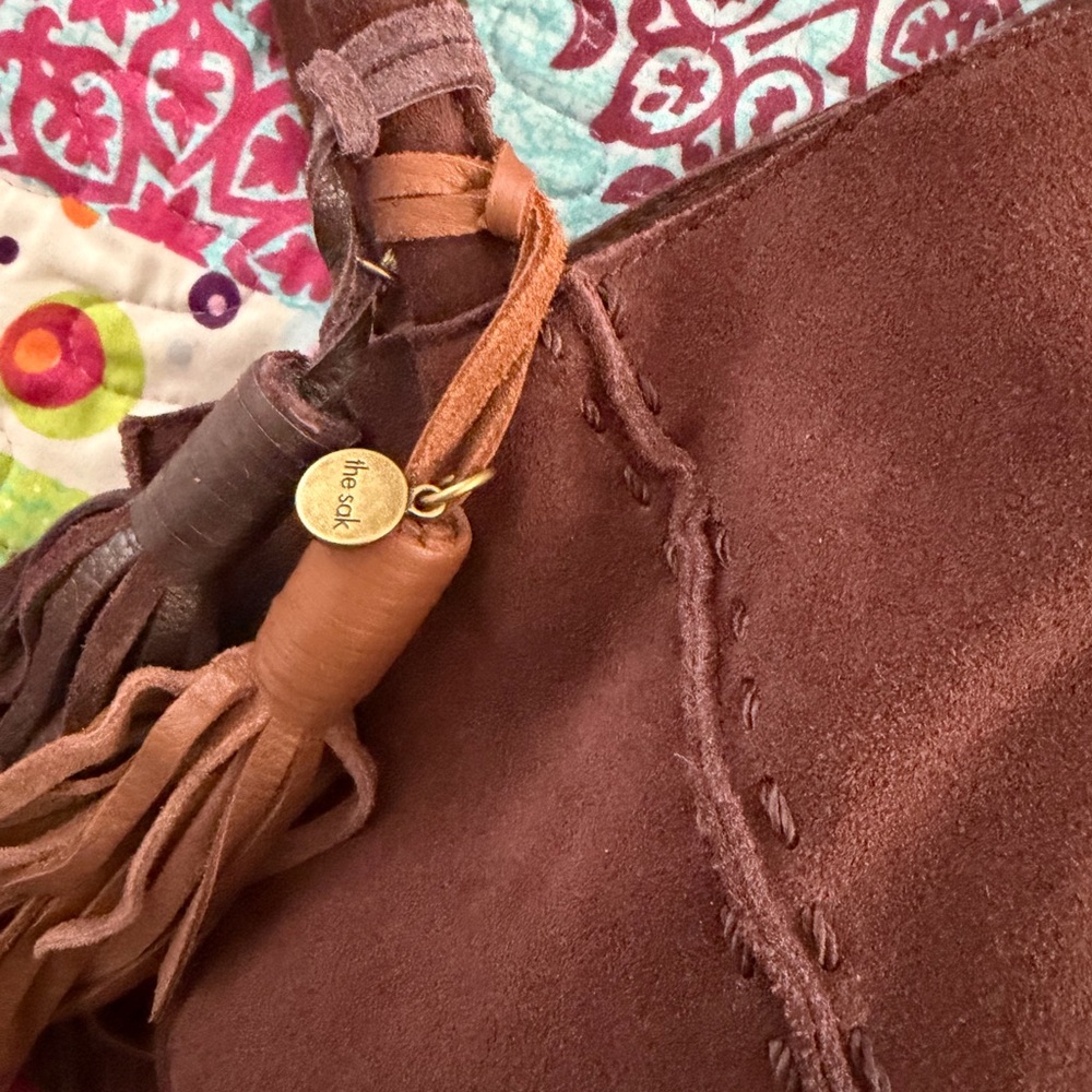 The Sak Large Los Feliz Mahogany Suede Shoulder Bag with Tassel - Picture 7 of 9